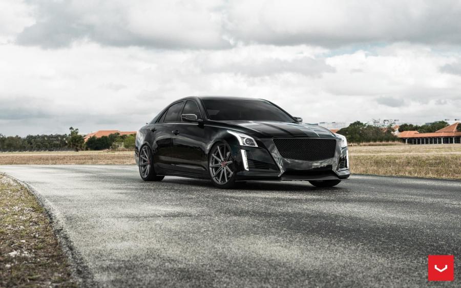  Cadillac CTS-V on Vossen Wheels (VFS-10) 2018 года  (фото 11 из 11)
